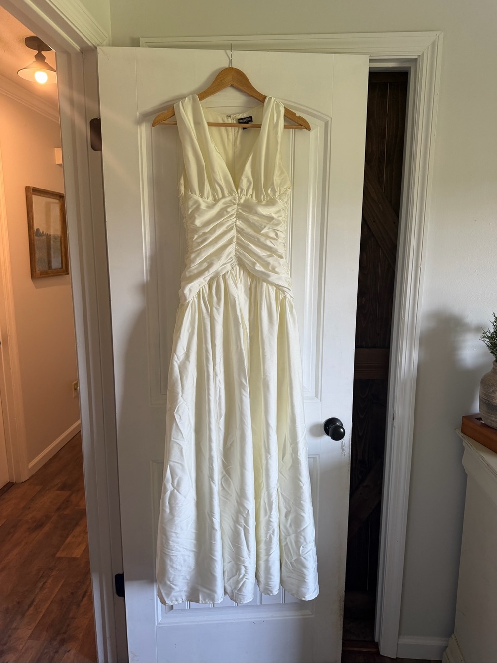 PLT Elegant Cream Sleeveless Ruched Bodice Maxi Dress